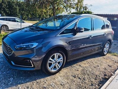 Gebraucht Ford S-MAX Titanium 150 PS (110 kW) 2020 Grau Van / Kleinbus