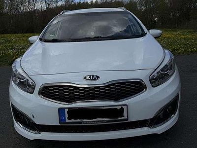 Second-hand Kia Ceed DREAM-TEAM Edition 136 CP (100 kW) 2018 Hatchback