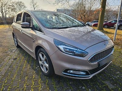 Usata Ford S-MAX Vignale 150 CV (110 kW) 2018 Marrone Monovolume