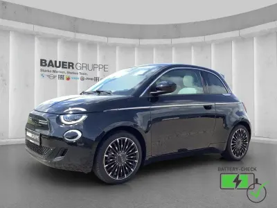 Gebraucht Fiat 500e La Prima 86 kW (118 PS) 2023 Schwarz Kleinwagen