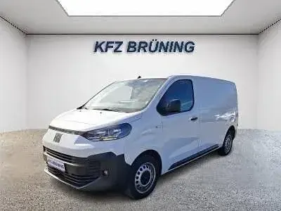 Gebraucht Fiat Scudo 145 PS (106 kW) 2024 Weiß Van
