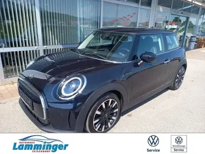 Gebraucht Mini Cooper Classic 136 PS (100 kW) 2021 Enigmatic black Kleinwagen