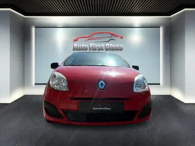 Gebraucht Renault Twingo 58 PS (42 kW) 2011 Rot Kleinwagen