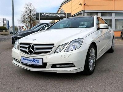 Gebraucht Mercedes E200 184 PS (135 kW) 2012 Weiß Coupé