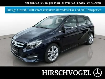 Gebraucht Mercedes B200 Urban 136 PS (100 kW) 2018 Cavansitblau metallic Van / Kleinbus