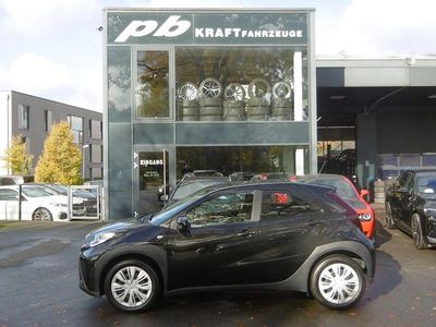 Gebraucht Toyota Aygo X Edition 72 PS (52 kW) 2024 Night time black SUV