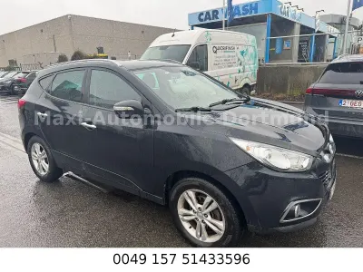 Gebraucht Hyundai ix35 Comfort 136 PS (100 kW) 2011 Schwarz SUV