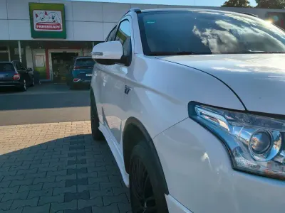 Gebraucht Mitsubishi Outlander 201 PS (147 kW) 2014 Weiß SUV