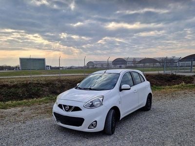 Gebraucht Nissan Micra Acenta 80 PS (58 kW) 2015 Weiß Kleinwagen