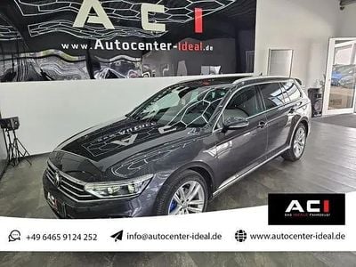 Usata VW Passat GTE 218 CV (160 kW) 2020 Grigio Station wagon