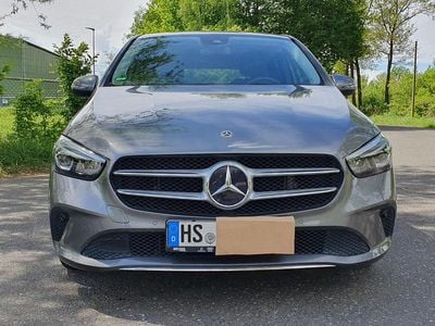 Mercedes B180