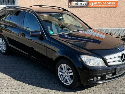 Gebraucht Mercedes C200 136 PS (100 kW) 2009 Schwarz Limousine