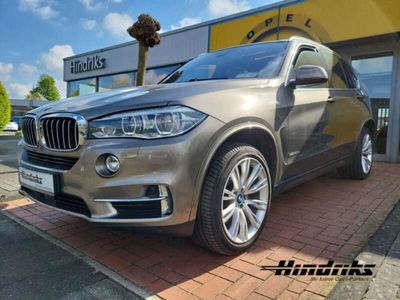 gebraucht BMW X5 xDrive30d Leder LED Navi StandHZG Keyless AD Kurvenlicht HUD ACC Rückfahrkam. Allrad