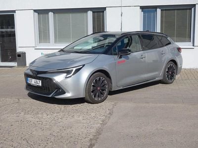 Silber Gebraucht 2023 Toyota Corolla Sport Limousine | 25.990 € (Fairer Preis)