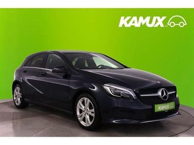Gebraucht Mercedes A180 Urban 122 PS (89 kW) 2016 Blau Limousine