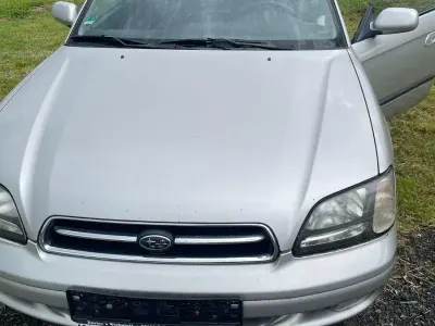 Gebraucht Subaru Legacy 156 PS (114 kW) 1999 Grau Kombi