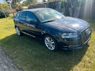 Gebraucht Audi A3 Sportback Ambition 160 PS (117 kW) 2011 Blau Kleinwagen