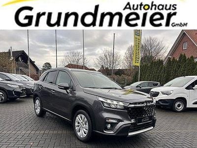 Titan dark gray metallic (metallic) Gebraucht 2023 Suzuki SX4 S-Cross Comfort SUV | 20.999 € (Guter Preis)