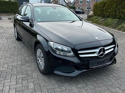 Gebraucht Mercedes C180 116 PS (85 kW) 2015 Schwarz Kombi