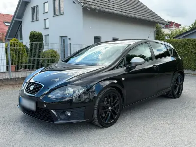 Używany Seat Leon FR 211 KM (155 kW) 2010 Czarny Hatchback