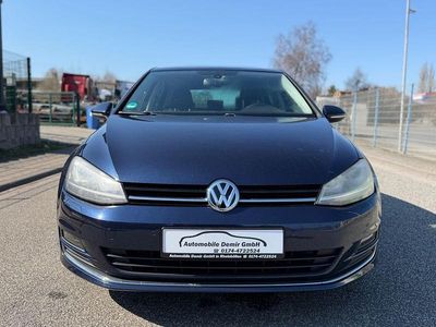 Gebraucht VW Golf VII Highline 122 PS (89 kW) 2013 Blau Kleinwagen