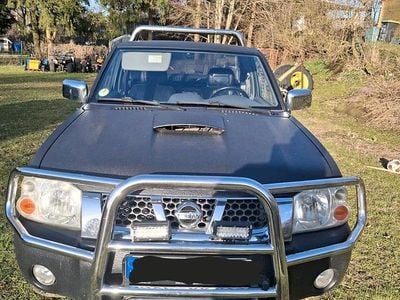 Begagnad Nissan Navarra 136 HK (100 kW) 2001 Svart SUV