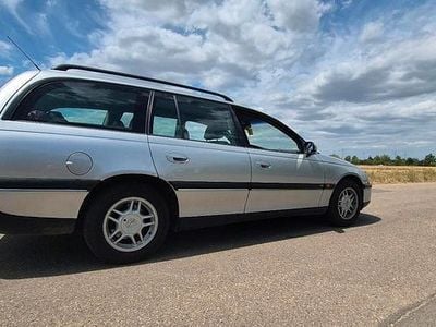 Opel Omega