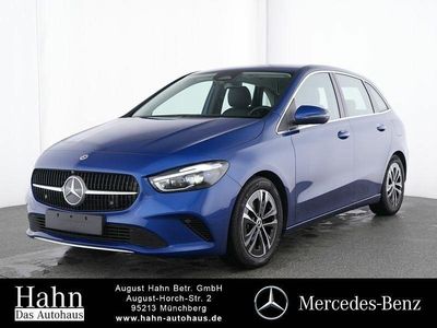 Używany Mercedes B200 Progressive 163 KM (119 kW) 2025 Niebieski Minivan