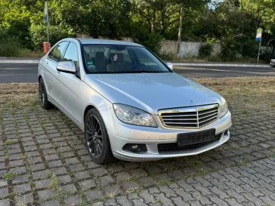 Gebraucht Mercedes C220 170 PS (125 kW) 2007 Silber Limousine