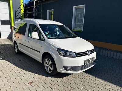Gebraucht VW Caddy Maxi Comfortline 140 PS (102 kW) 2015 Weiß Van / Kleinbus