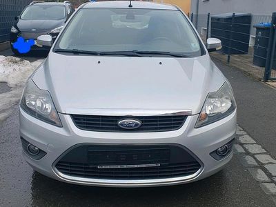Gebraucht Ford Focus 101 PS (74 kW) 2010 Silber Limousine