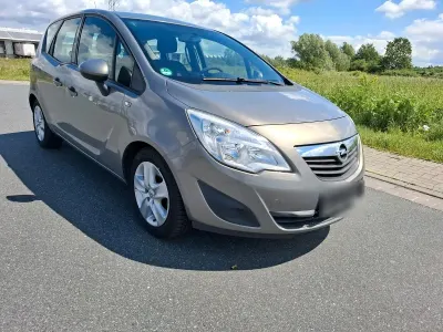 Gebraucht Opel Meriva 120 PS (88 kW) 2011 Braun Van / Kleinbus