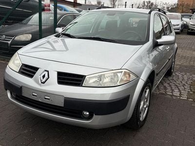 Gebraucht Renault Mégane II Dynamique 111 PS (81 kW) 2006 Silber Limousine