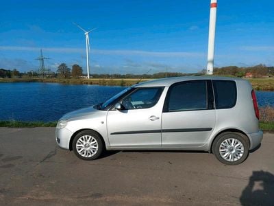 Second-hand Skoda Roomster 85 CP (62 kW) 2007 Argintiu Monovolum