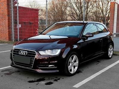 Braun Gebraucht 2013 Audi A3 S-Line Limousine | 6.500 € (Guter Preis)