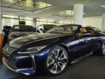 Gebraucht Lexus LC 500 464 PS (341 kW) 2020 Blau Cabrio