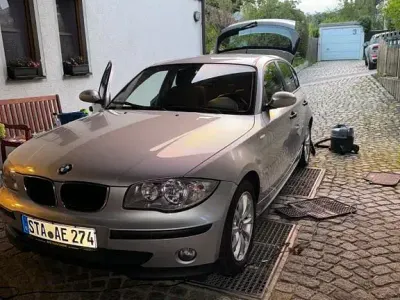 Gebraucht BMW 118 143 PS (105 kW) 2005 Silber Kleinwagen