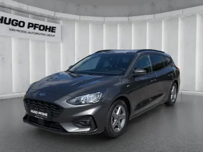 Gebraucht Ford Focus ST-Line 120 PS (88 kW) 2022 Grau Limousine