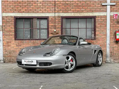 Gebraucht Porsche 986 Boxster 249 PS (183 kW) 2001 Silber Cabrio