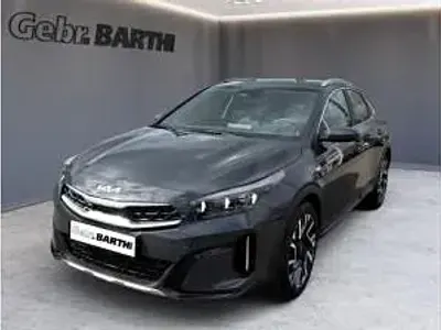 Neu Kia XCeed 150 PS (110 kW) 2026 Schwarz ((h8g) dark penta metal m) SUV