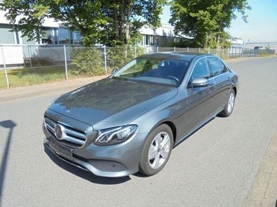 Mercedes E200