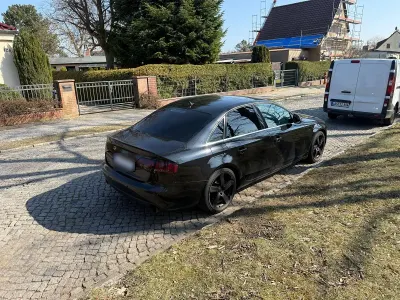 Używany Audi A4 270 KM (198 kW) 2009 Czarny Sedan/Limuzyna