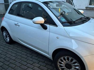 Gebraucht Fiat 500 Lounge 69 PS (50 kW) 2019 Weiß Kleinwagen