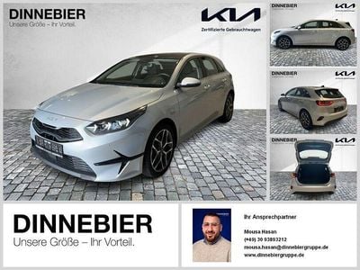 Gebraucht Kia Ceed Spirit 160 PS (117 kW) 2023 Sparklingsilber metallic Kleinwagen