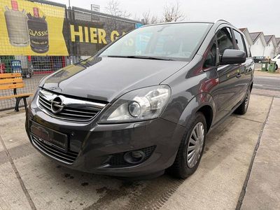 Grau Gebraucht 2011 Opel Zafira Family Van / Kleinbus | 4.490 € (Fairer Preis)