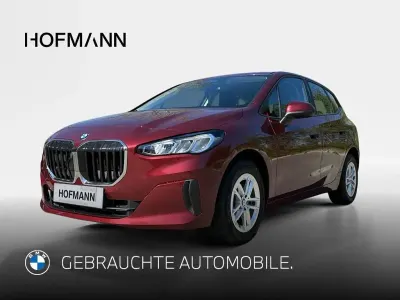 Gebraucht BMW 220 Active Tourer 156 PS (114 kW) 2023 Rot Van / Kleinbus