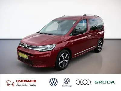 Gebraucht VW Caddy Style 116 PS (85 kW) 2022 Fortanarot Van / Kleinbus