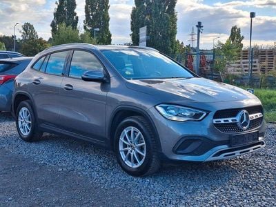Mercedes GLA180