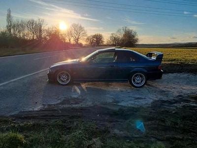Gebraucht BMW 323 170 PS (125 kW) 1994 Blau Coupé