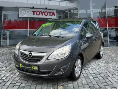 Gebraucht Opel Meriva Design Edition 101 PS (74 kW) 2011 Grau Van / Kleinbus